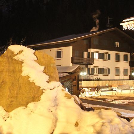 Appartamento Niki Campitello Campitello di Fassa Luaran gambar