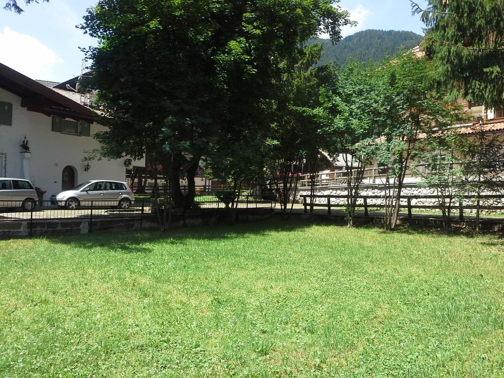 Appartamento Niki Campitello Campitello di Fassa Bilik gambar