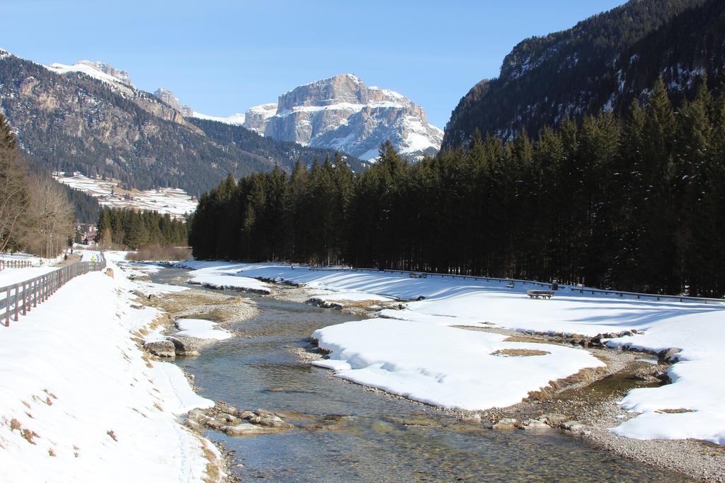 Appartamento Niki Campitello Campitello di Fassa Bilik gambar