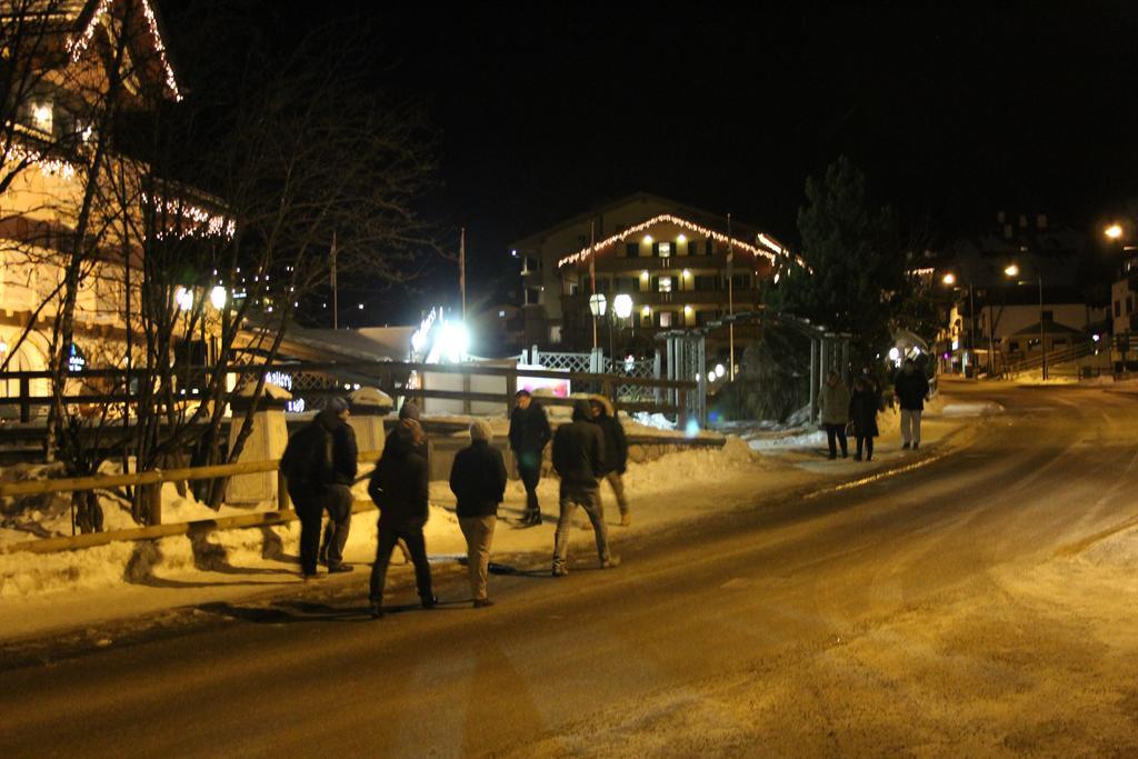 Appartamento Niki Campitello Campitello di Fassa Luaran gambar