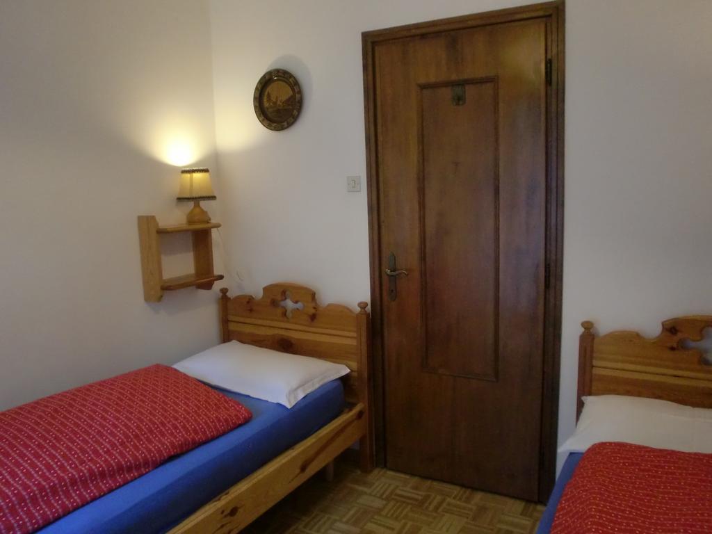 Appartamento Niki Campitello Campitello di Fassa Luaran gambar
