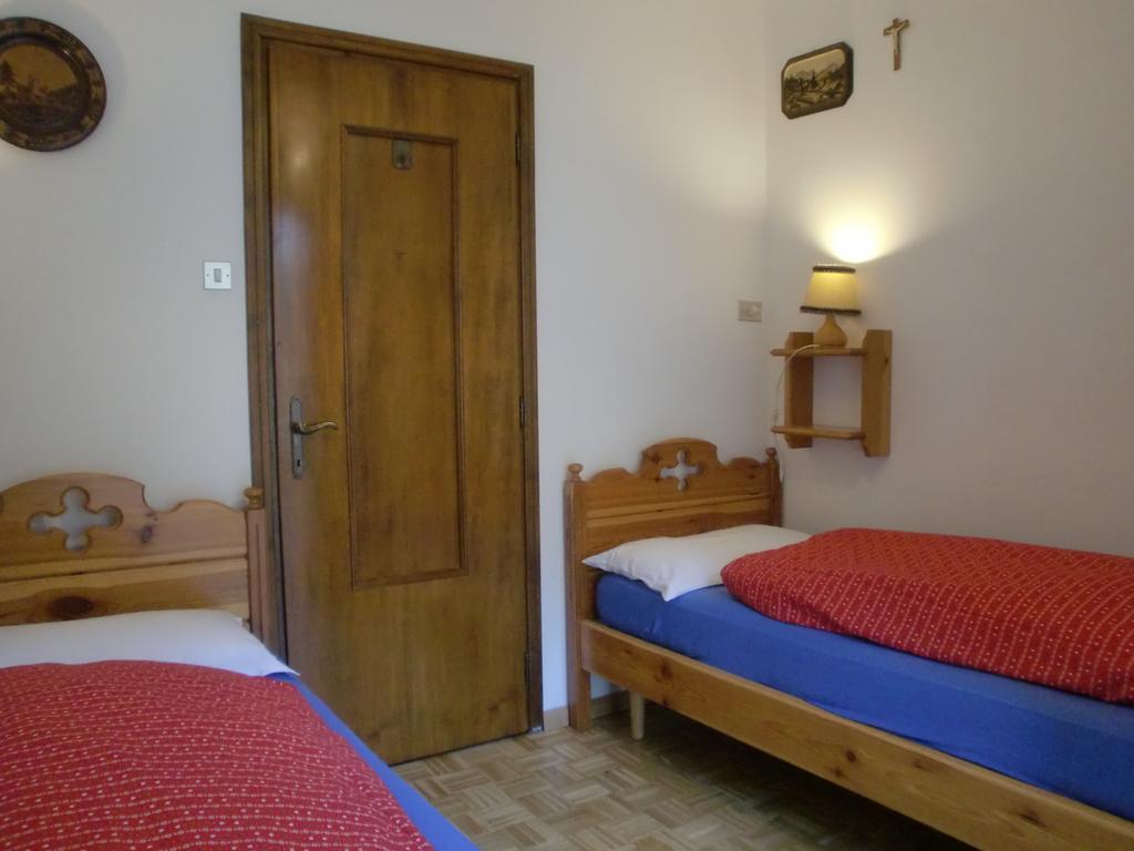 Appartamento Niki Campitello Campitello di Fassa Luaran gambar